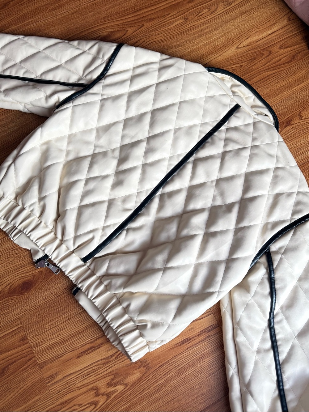 7 For All Mankind Quilted Bomber Jacket - Picture 5 of 6